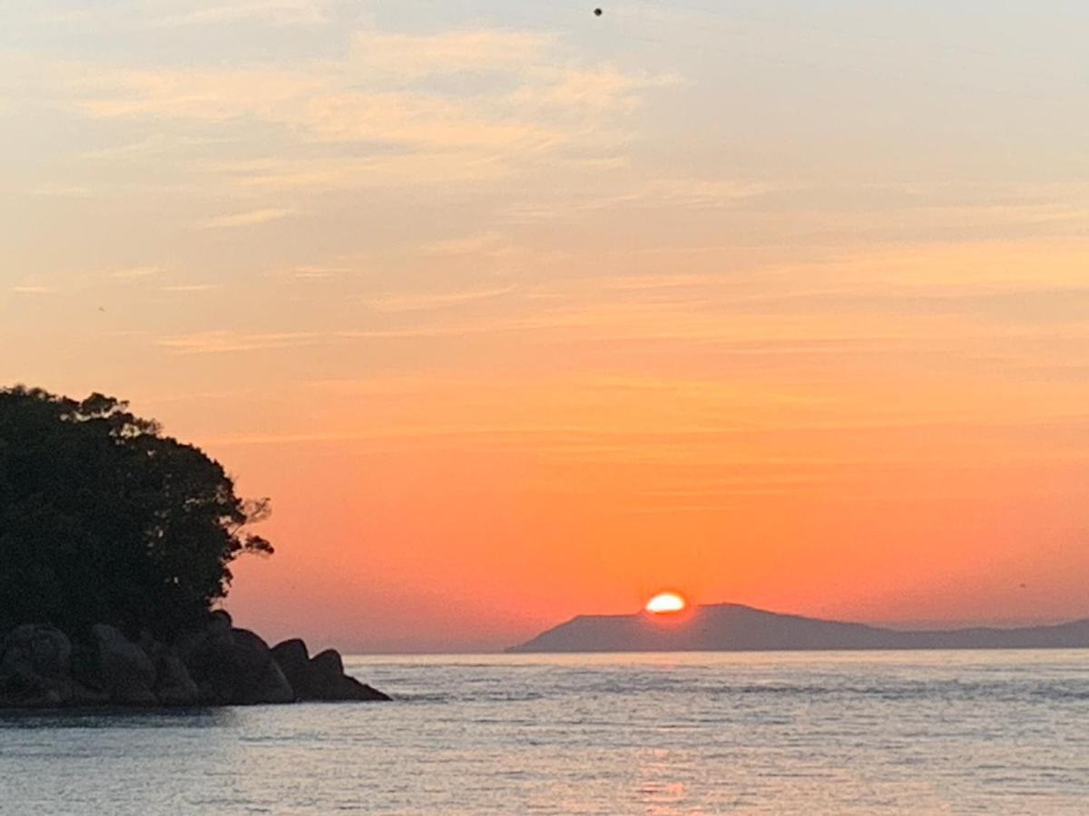 Villa Cabanas - Pe Na Areia Governador Celso Ramos Buitenkant foto